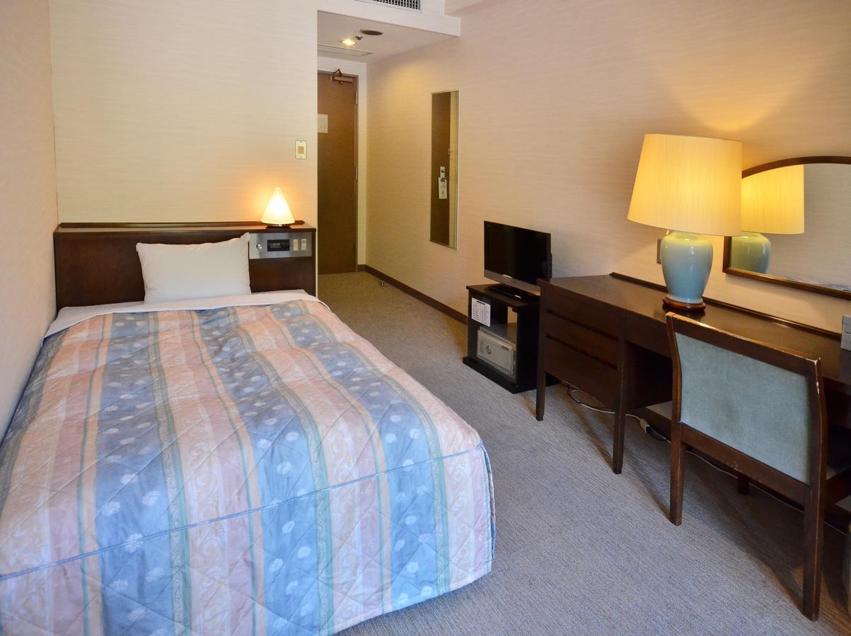Takeo Century Hotel Экстерьер фото