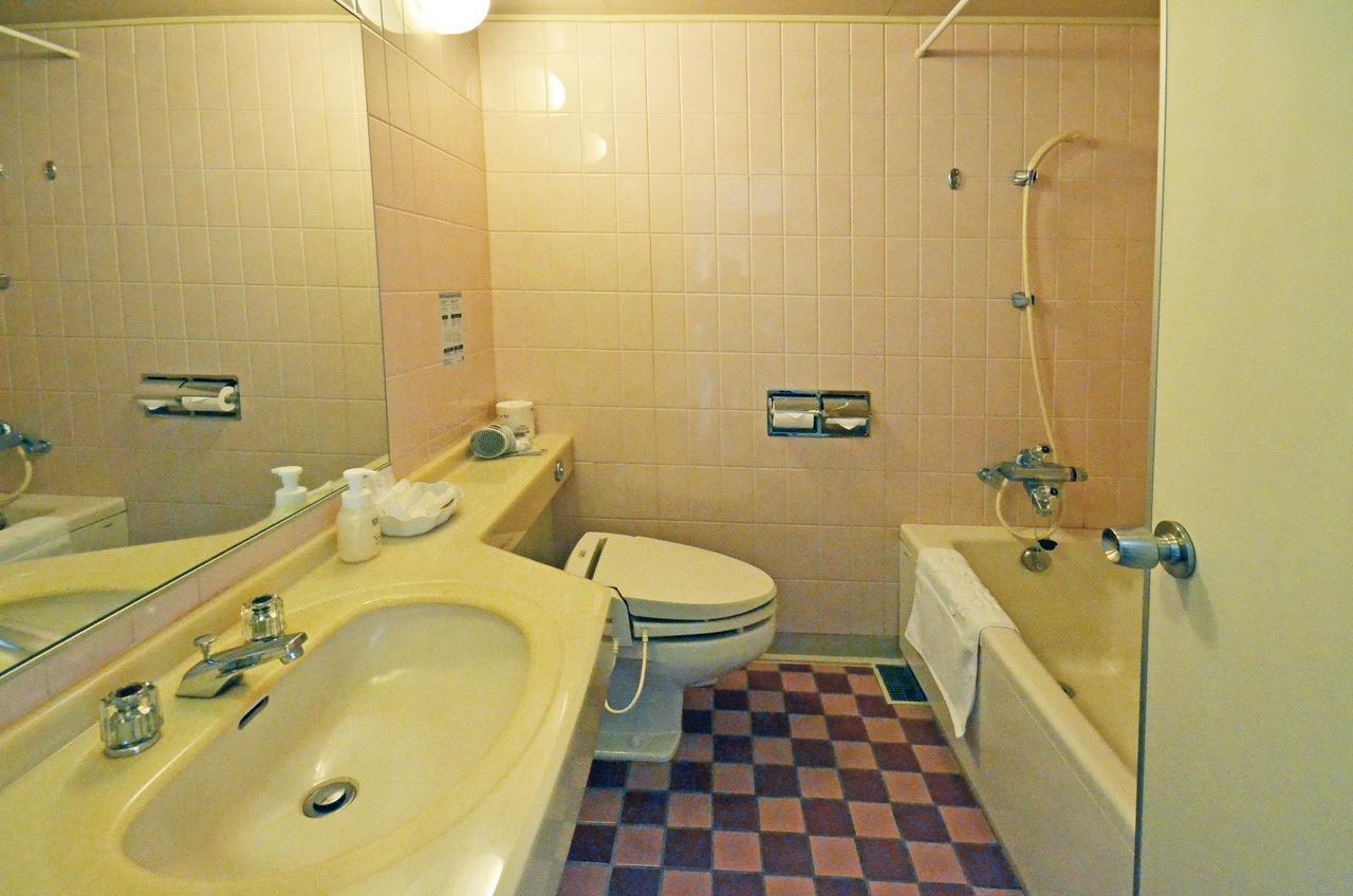 Takeo Century Hotel Экстерьер фото
